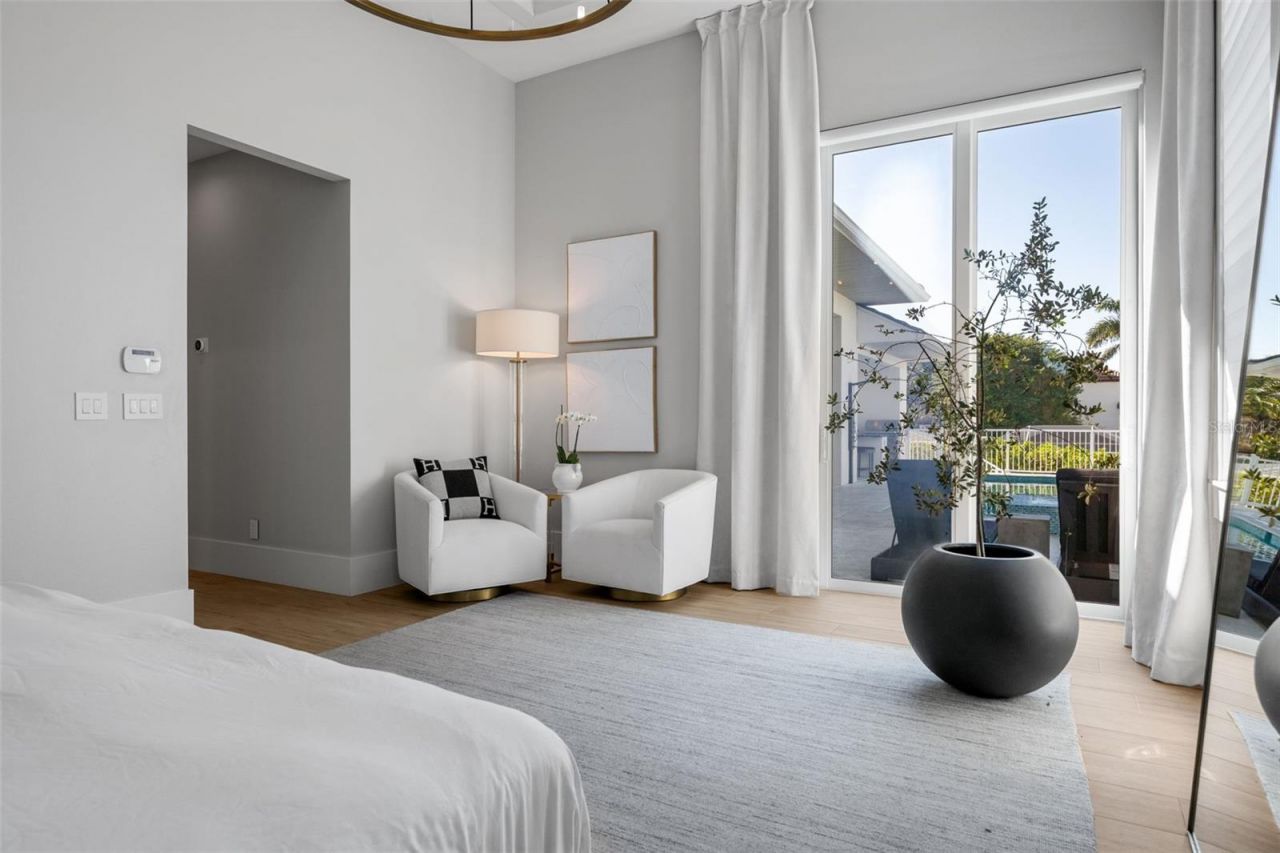 1643 Stanford Lane, Sarasota, FL 34231 Photo