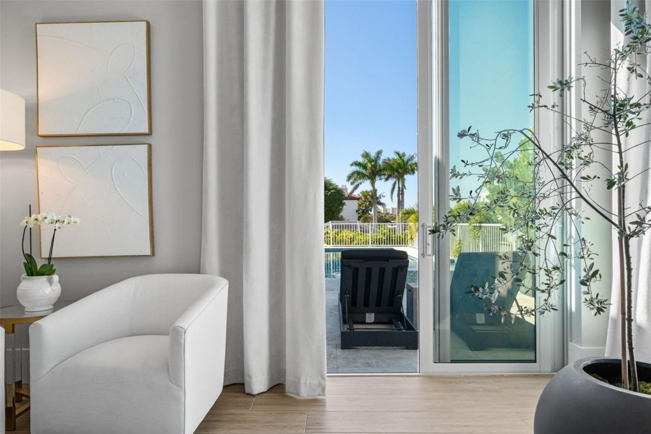 1643 Stanford Lane, Sarasota, FL 34231 Photo