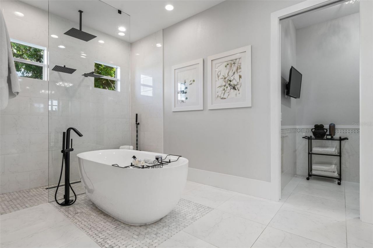 1643 Stanford Lane, Sarasota, FL 34231 Photo