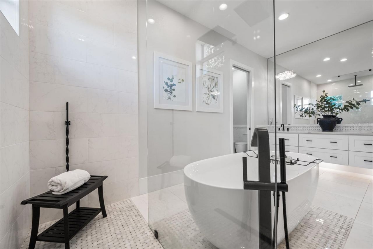 1643 Stanford Lane, Sarasota, FL 34231 Photo