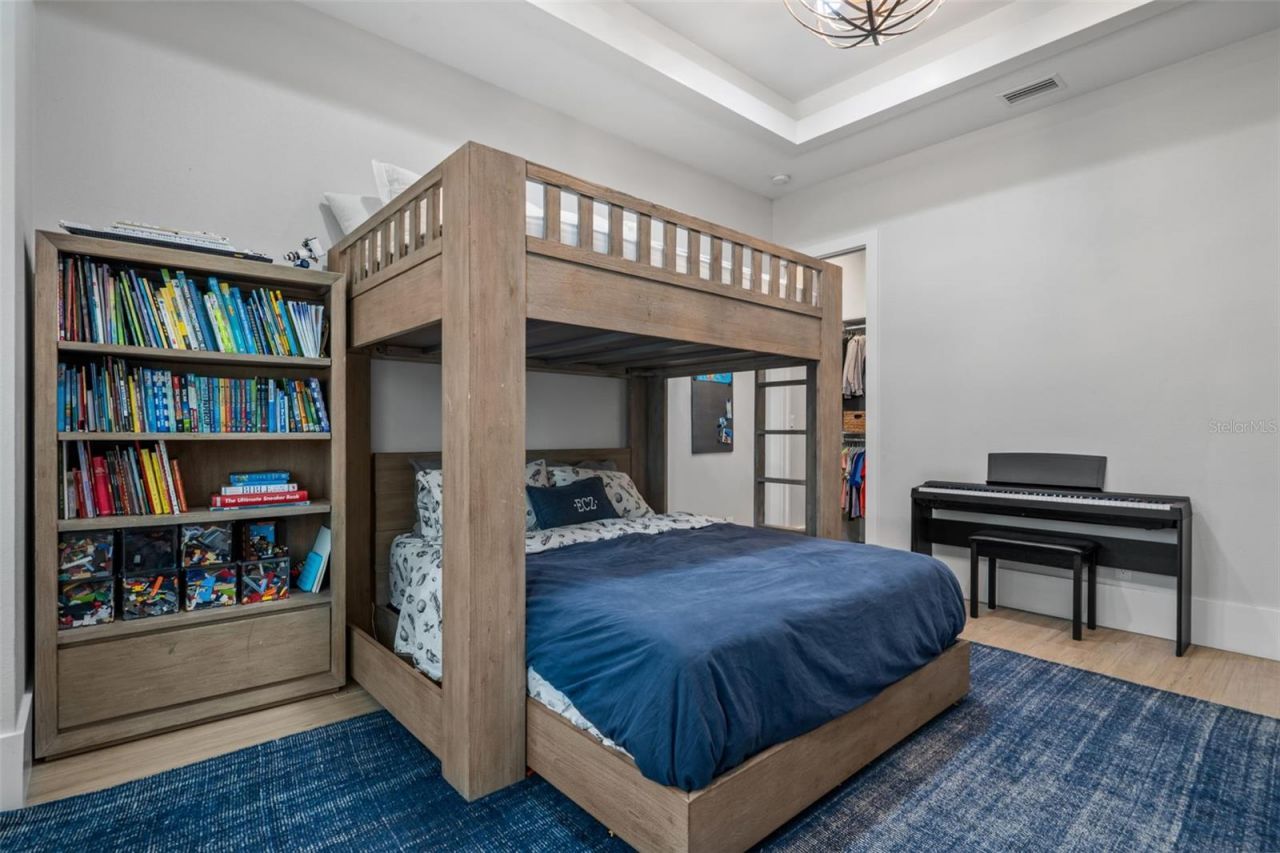 1643 Stanford Lane, Sarasota, FL 34231 Photo