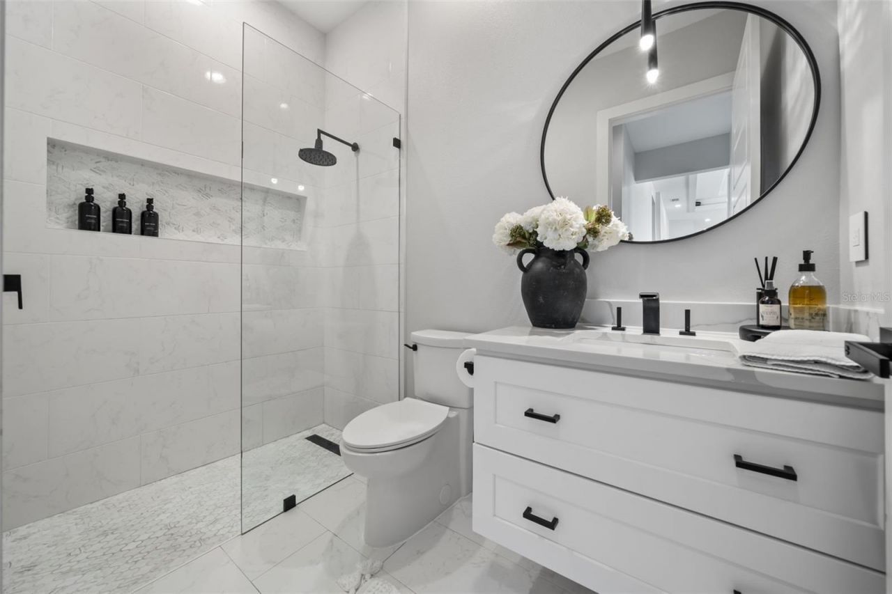 1643 Stanford Lane, Sarasota, FL 34231 Photo