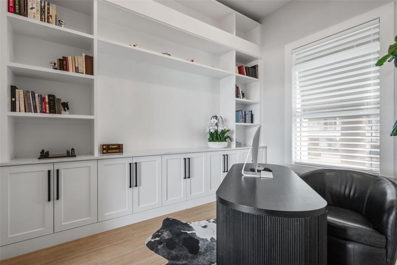 1643 Stanford Lane, Sarasota, FL 34231 Photo