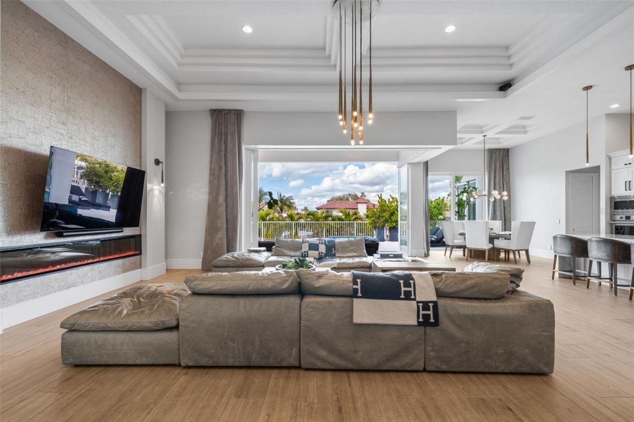 1643 Stanford Lane, Sarasota, FL 34231 Photo