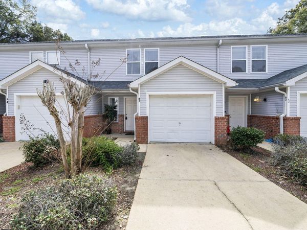 10 Park PL, Unit B3, Fort Walton Beach, FL 32548