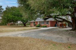 38 Black River Road photo 4