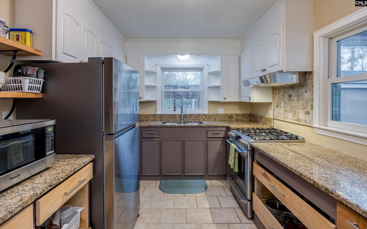 38 Black River Road Photo 9