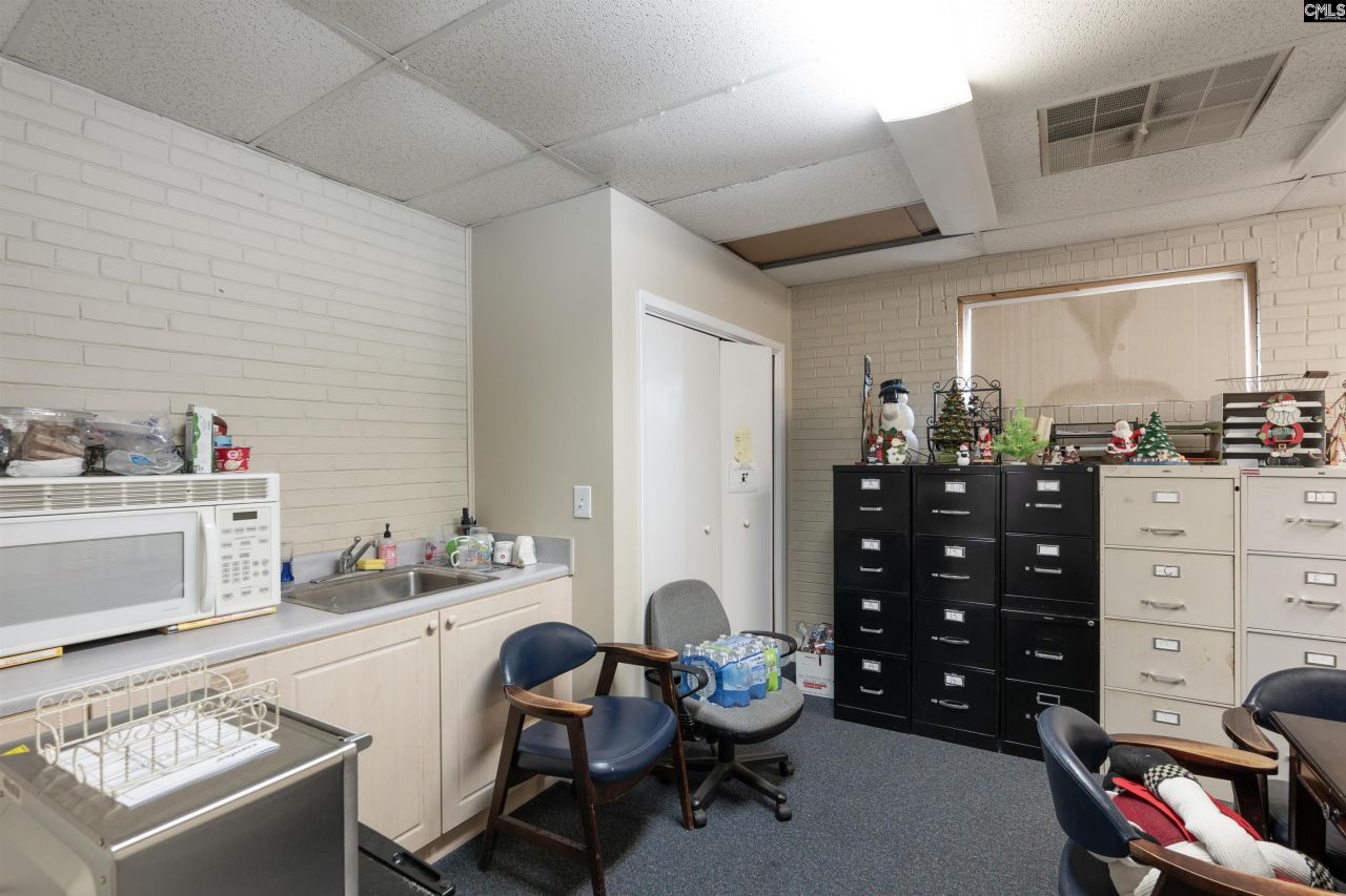 108 N Lake Drive  Photo 31