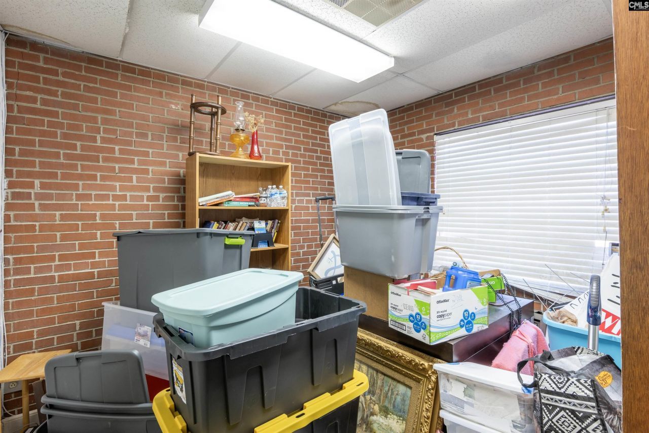 108 N Lake Drive  Photo 36