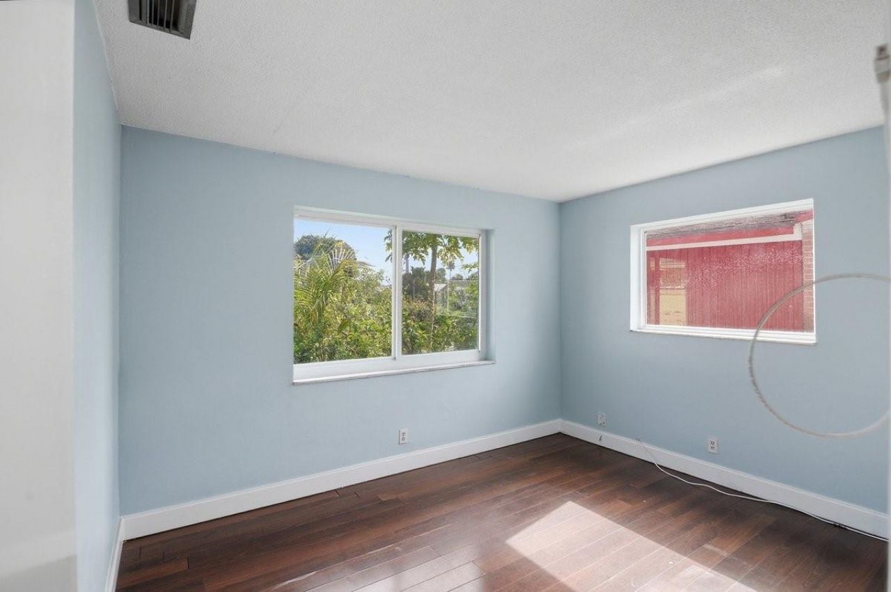 3002 NW 48th St, Fort Lauderdale, FL 33309 Photo