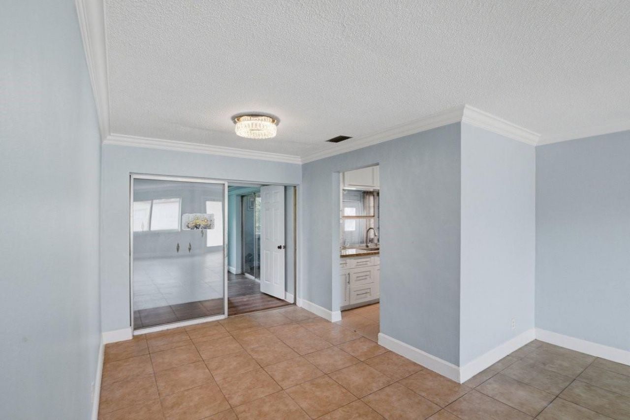 3002 NW 48th St, Fort Lauderdale, FL 33309 Photo