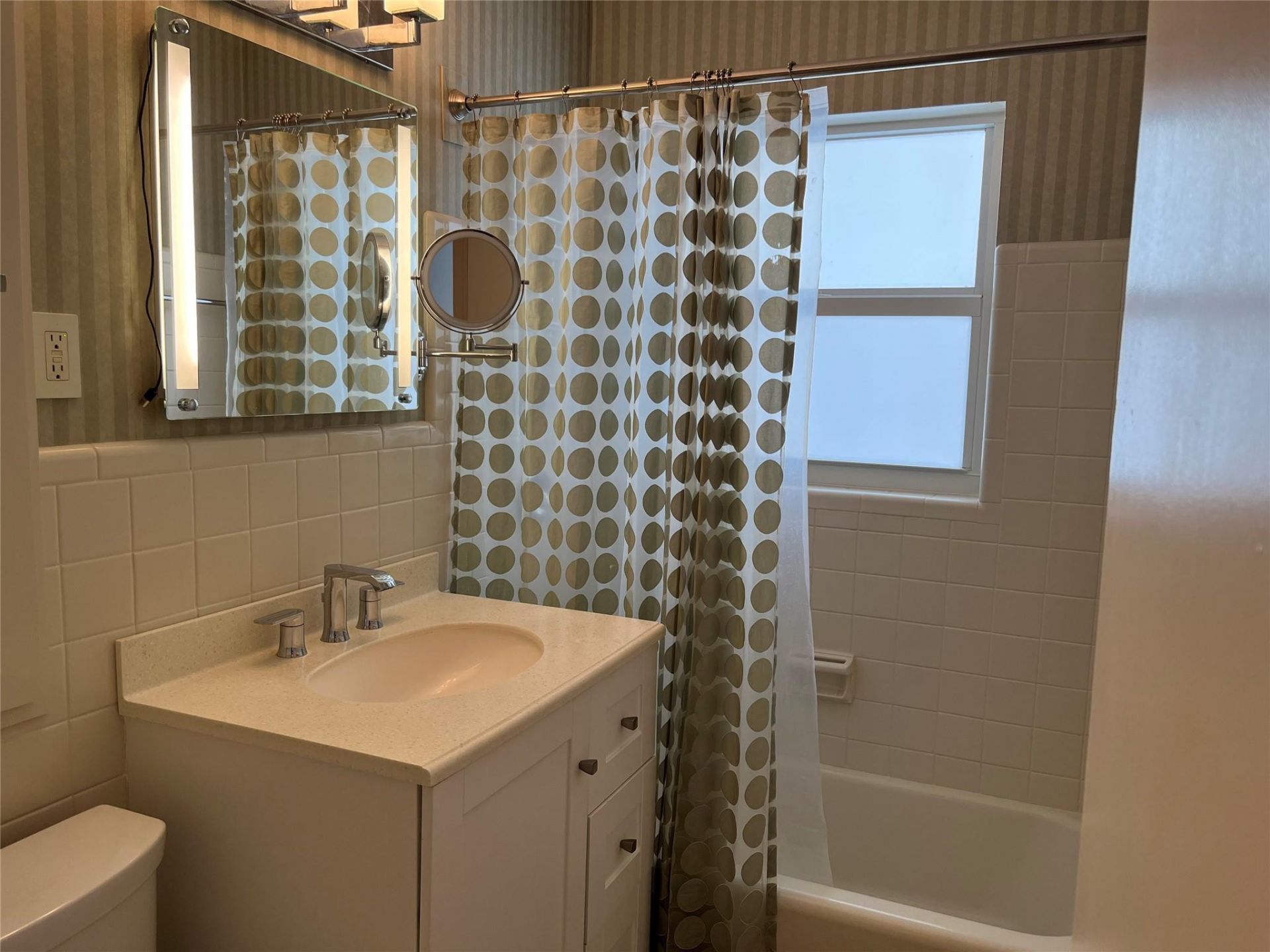 700 Bayshore Drive, Unit 11, Fort Lauderdale, FL 33304 Photo