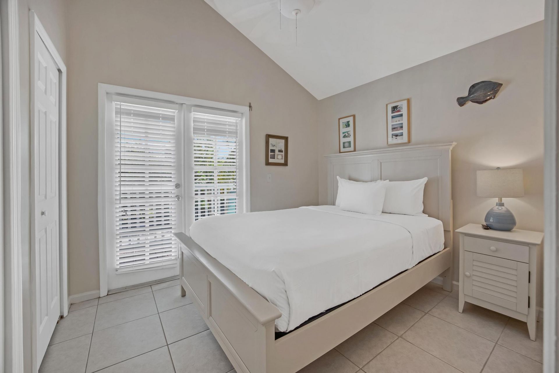 5081 Sunset Village Drive, Duck Key, FL 33050 Photo
