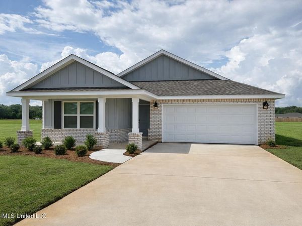 205 Magnolia Farms Drive, Lucedale, MS 39452