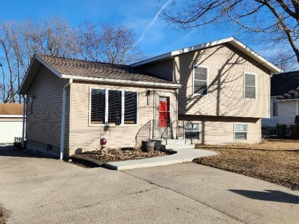 1023 4th Avenue S, Albert Lea, MN 56007