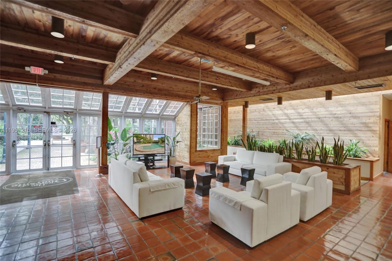 1000 Quayside Ter, Unit 1402, Miami, FL 33138 Photo