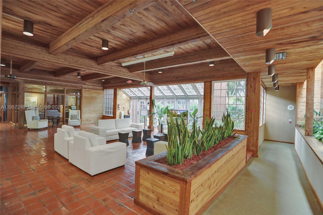 1000 Quayside Ter, Unit 1402, Miami, FL 33138 Photo