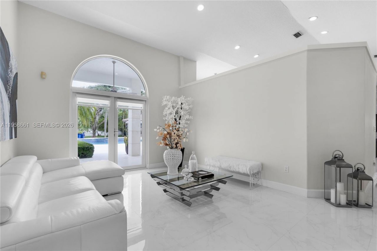 429 NW 130th Ave, Miami, FL 33182 Photo