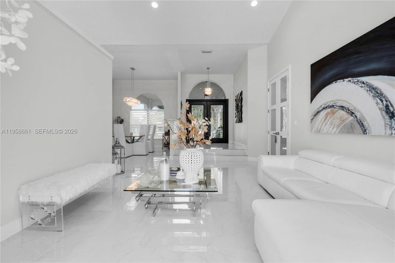 429 NW 130th Ave, Miami, FL 33182 Photo