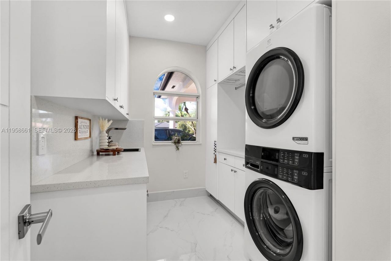 429 NW 130th Ave, Miami, FL 33182 Photo