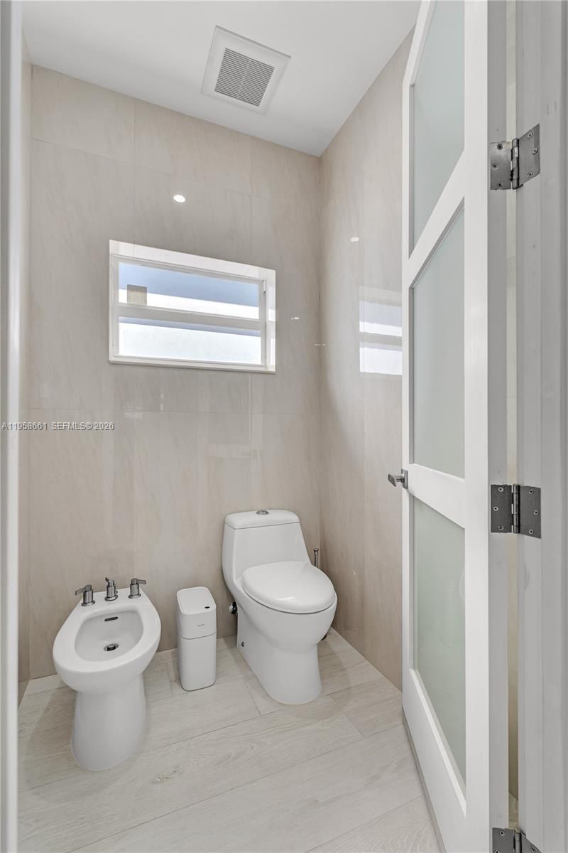 429 NW 130th Ave, Miami, FL 33182 Photo