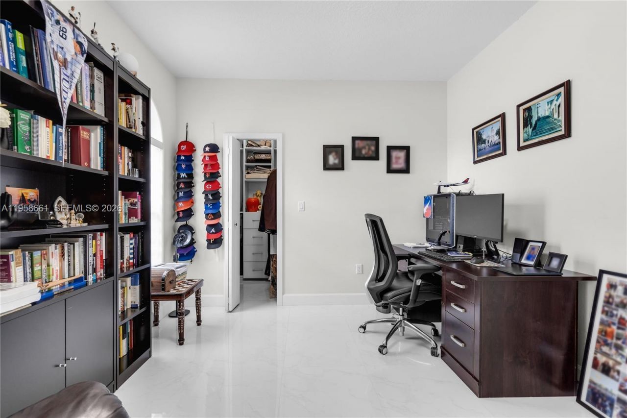 429 NW 130th Ave, Miami, FL 33182 Photo