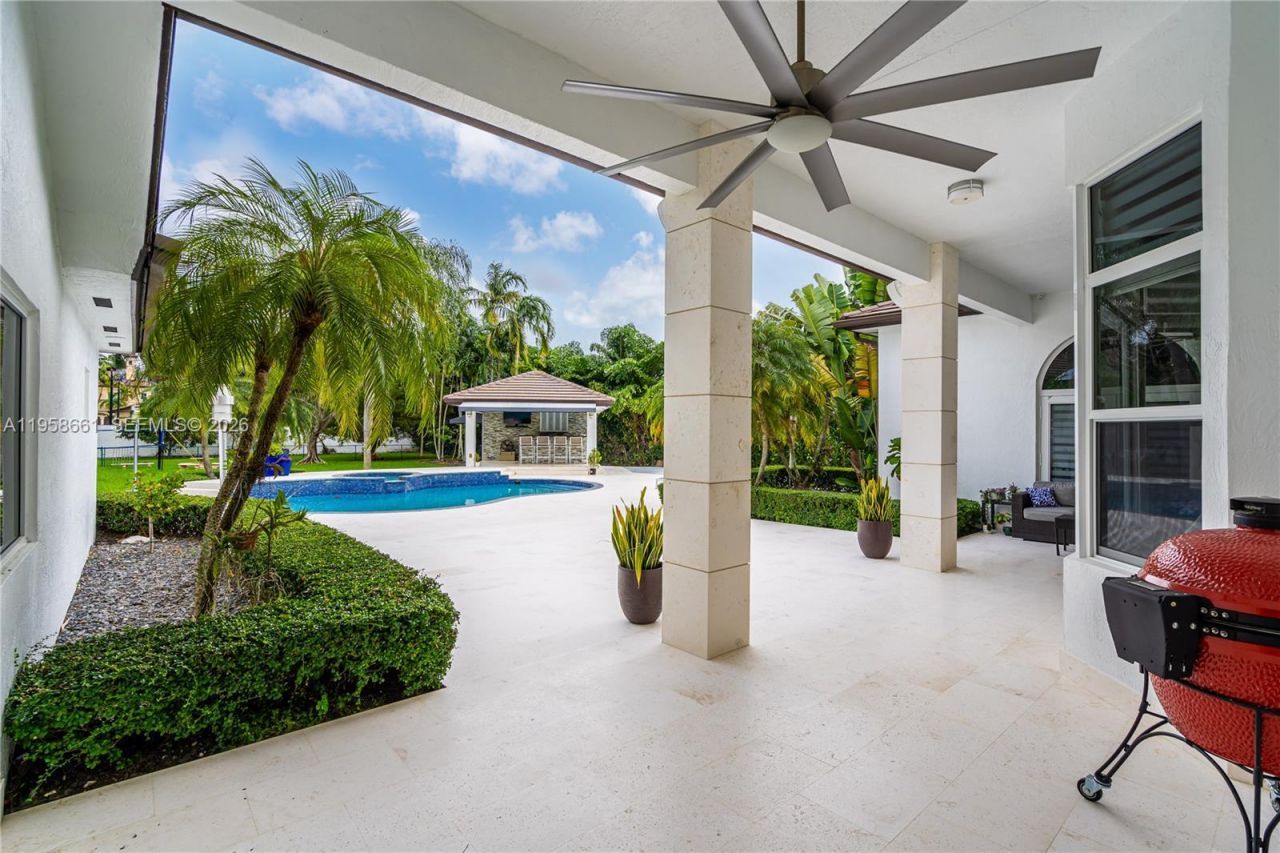 429 NW 130th Ave, Miami, FL 33182 Photo