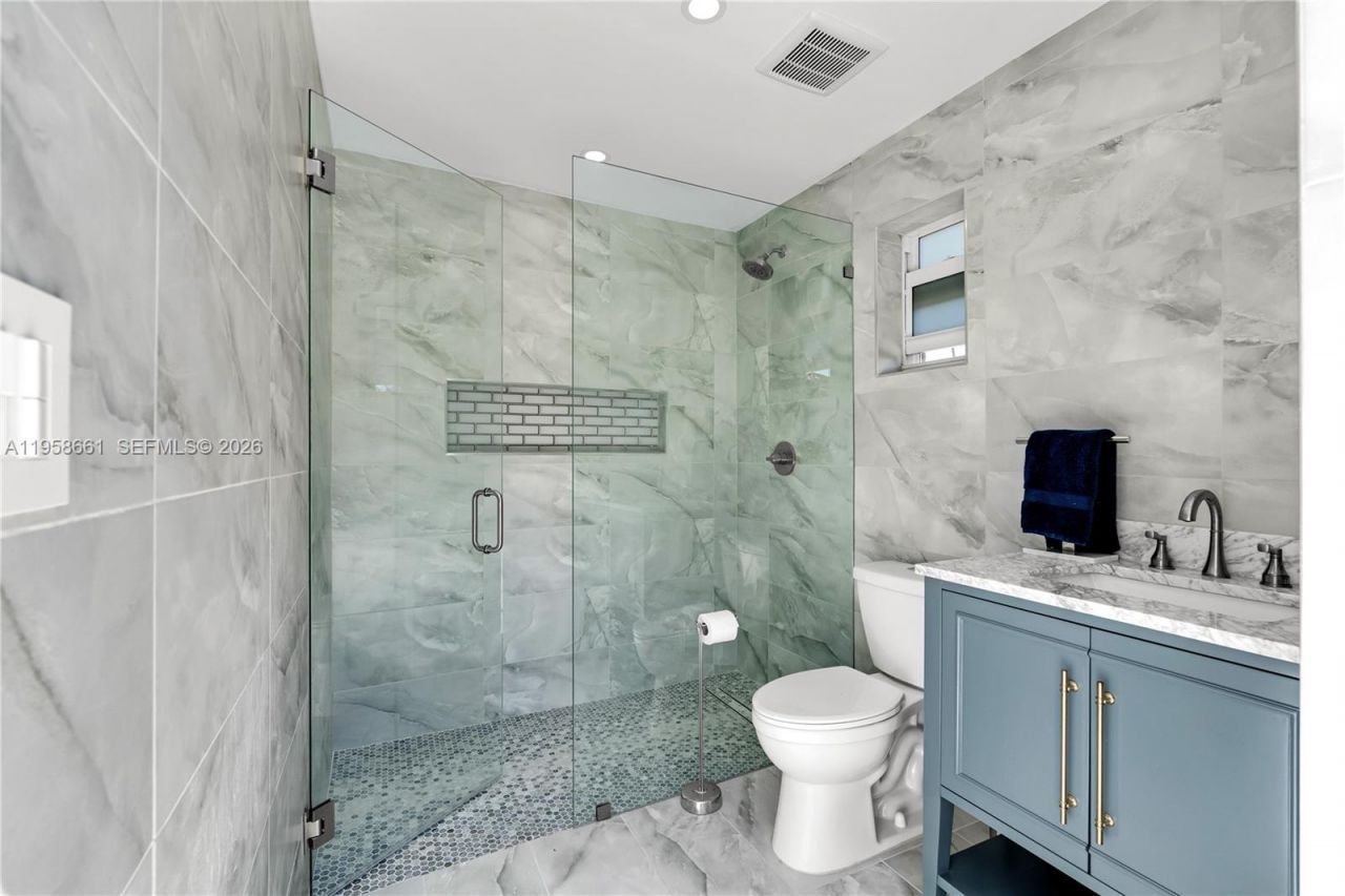 429 NW 130th Ave, Miami, FL 33182 Photo