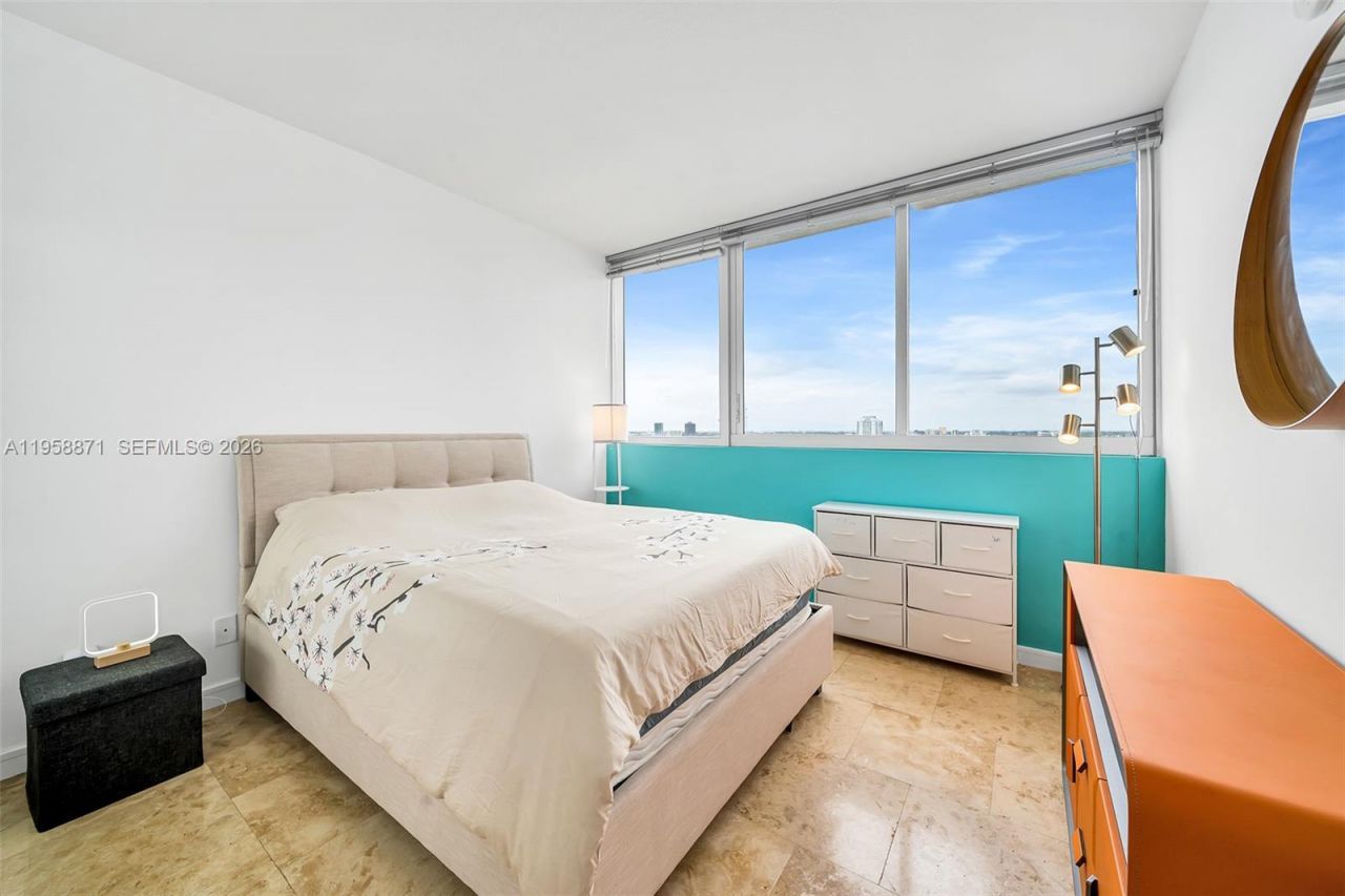 7929 West Dr , Unit 1501, North Bay Village, FL 33141 Photo