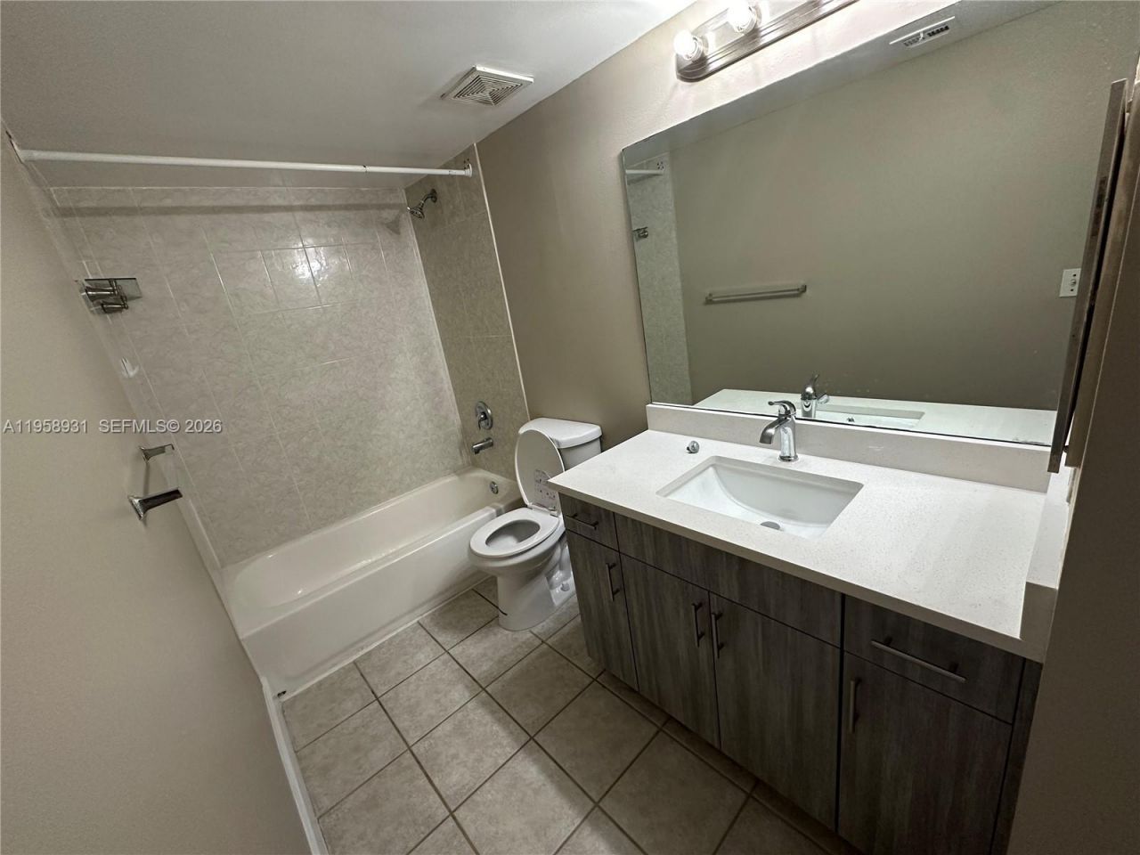 5005 Wiles Rd, Unit 104, Coconut Creek, FL 33073 Photo