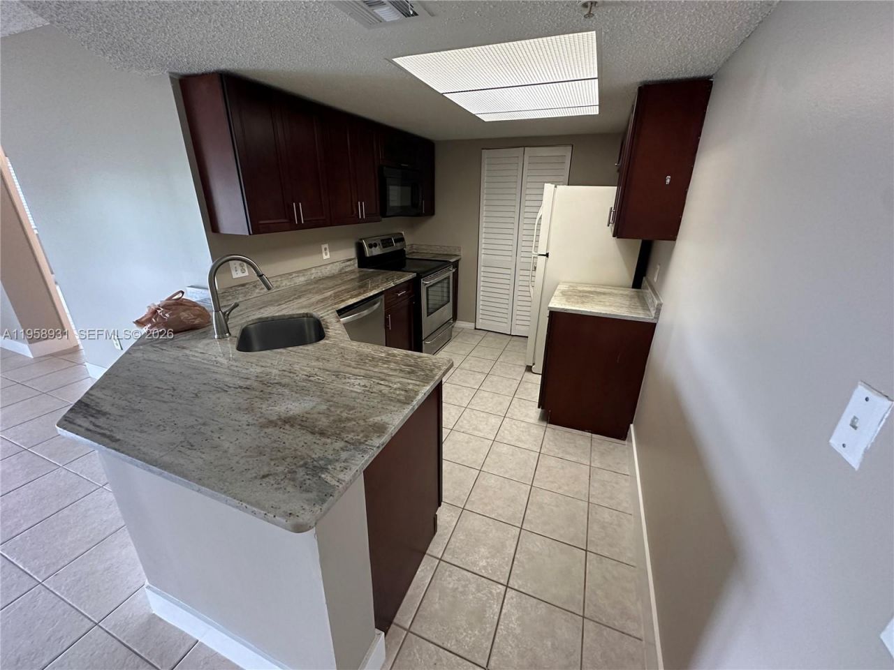 5005 Wiles Rd, Unit 104, Coconut Creek, FL 33073 Photo