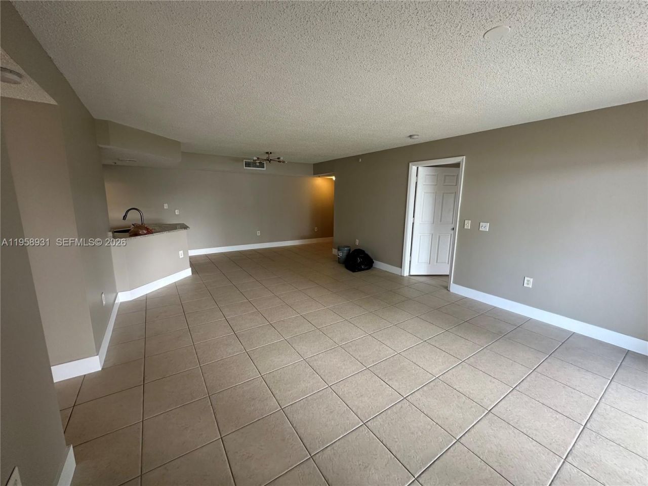 5005 Wiles Rd, Unit 104, Coconut Creek, FL 33073 Photo