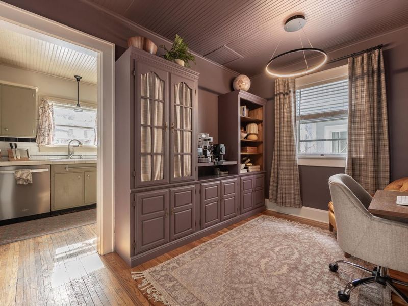 61 Tibet Road, Columbus, OH 43202 Photo 19