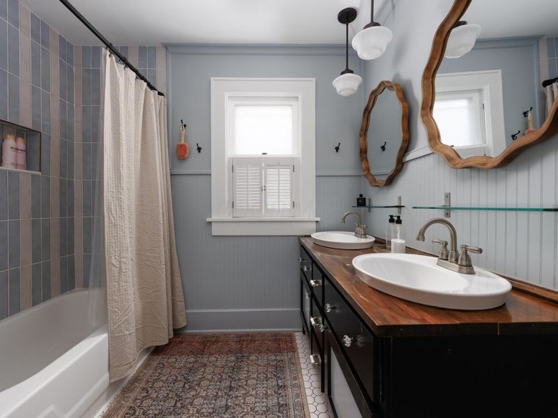 61 Tibet Road, Columbus, OH 43202 Photo 35