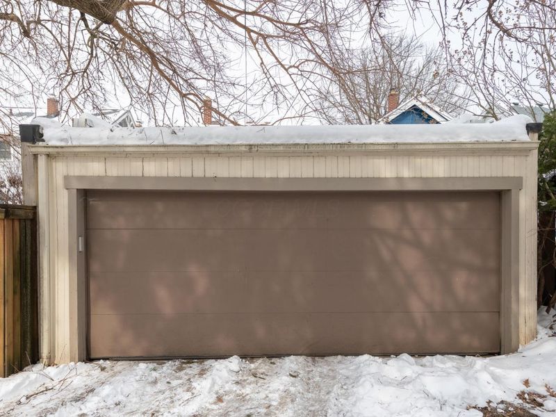 61 Tibet Road, Columbus, OH 43202 Photo 52