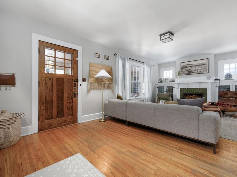 61 Tibet Road, Columbus, OH 43202 Photo 9