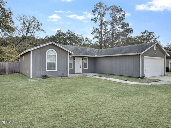 6975 HUNTINGTON WOODS Circle E, Jacksonville, FL 32244