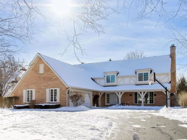 931 Coventry Drive, Lake Forest, IL 60045