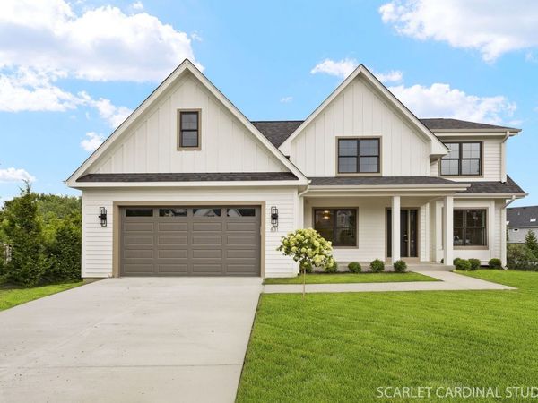 831 Avon Court, Glen Ellyn, IL 60137
