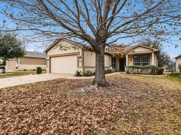 915 Apache Mountain LN, Georgetown, TX 78633