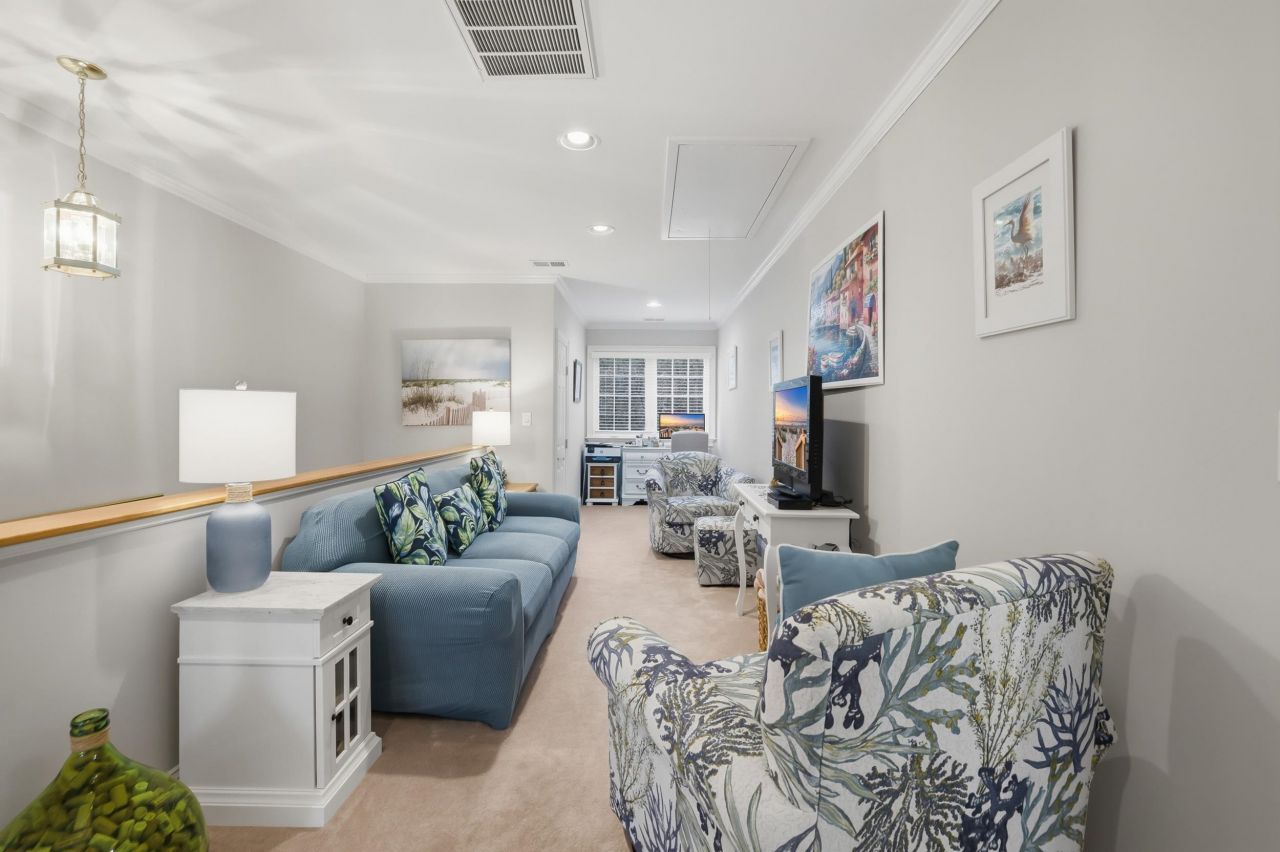 513 Huntington Lake Circle Photo 35