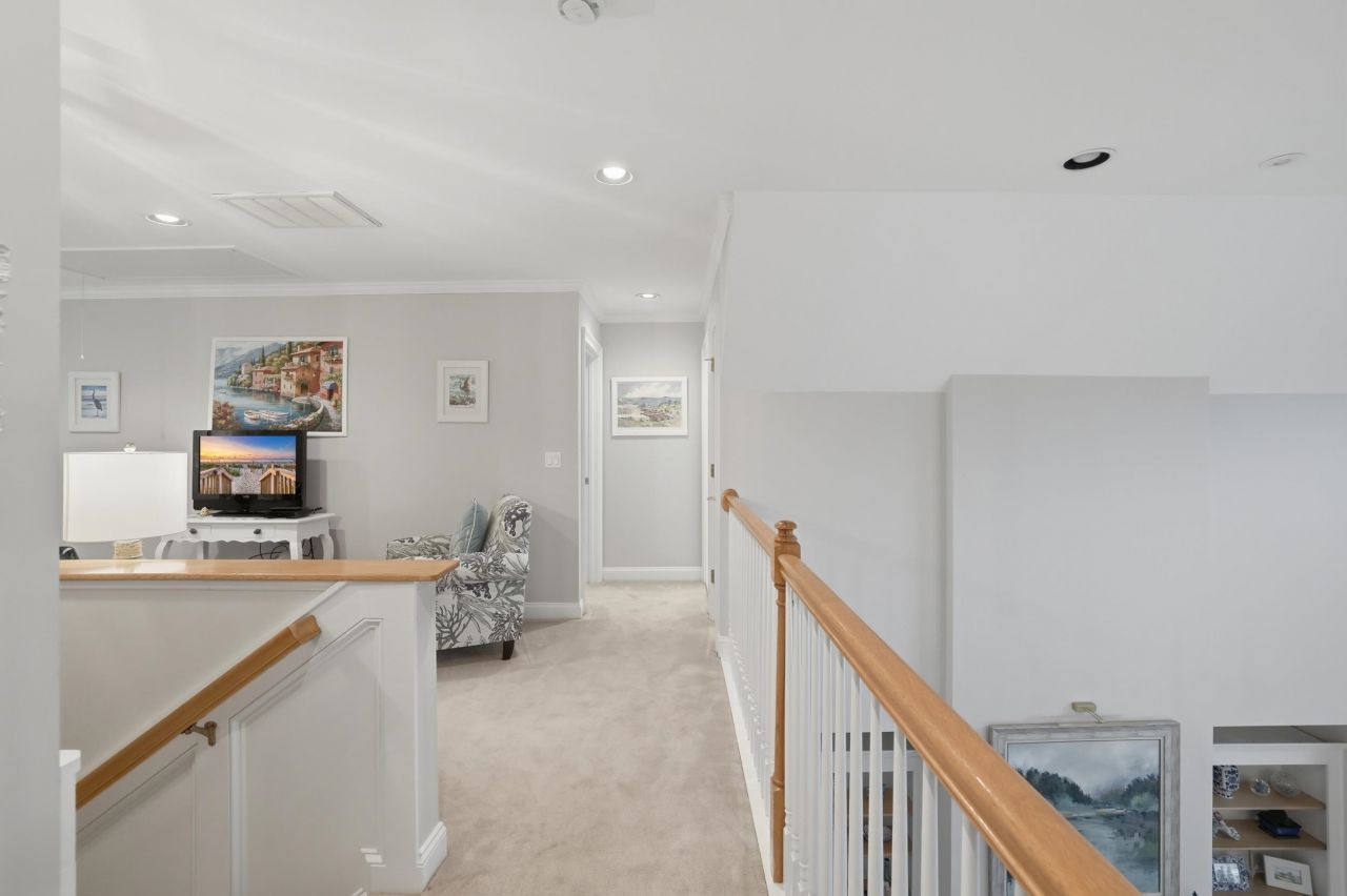 513 Huntington Lake Circle Photo 45