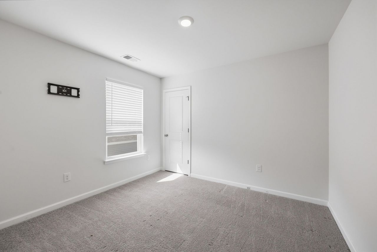 162 Kelsey Ct. Photo 12