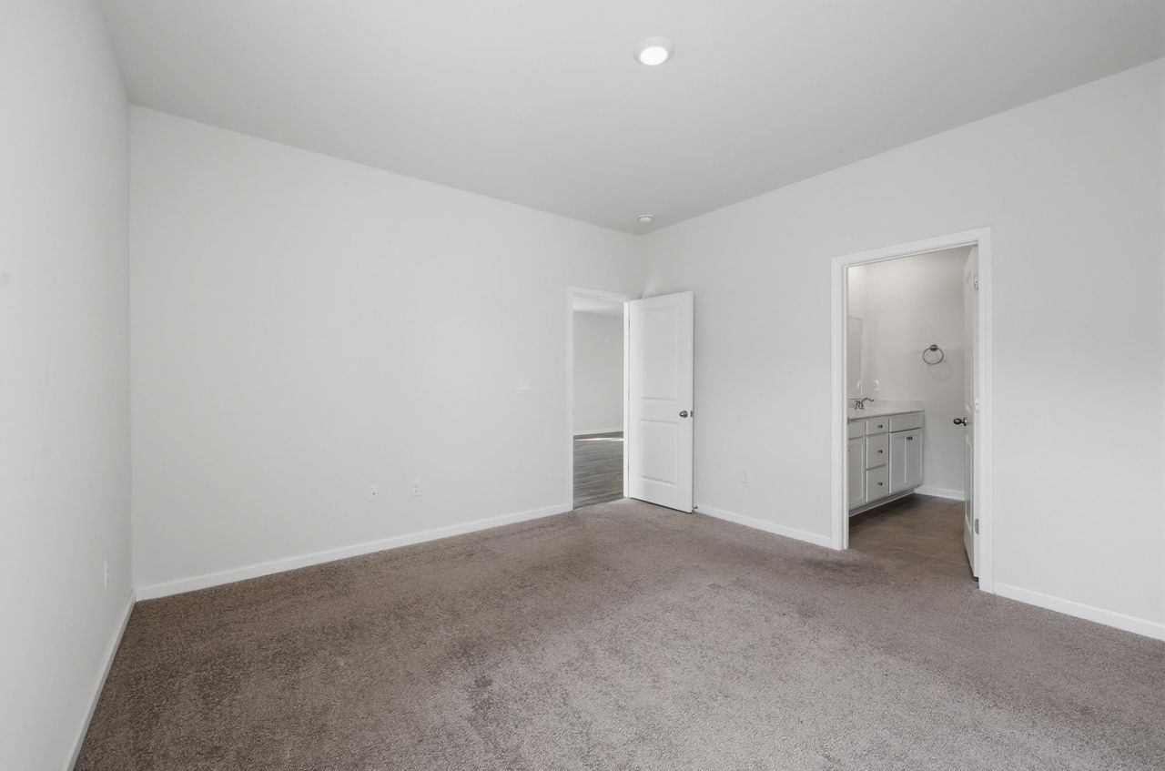 162 Kelsey Ct. Photo 5