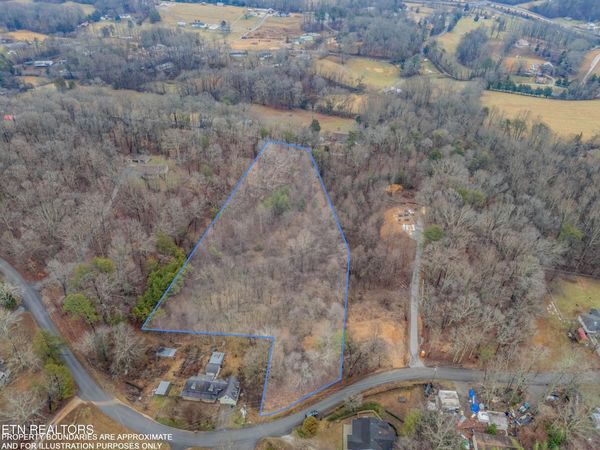 479 Black Oak Rd, Clinton, TN 37716
