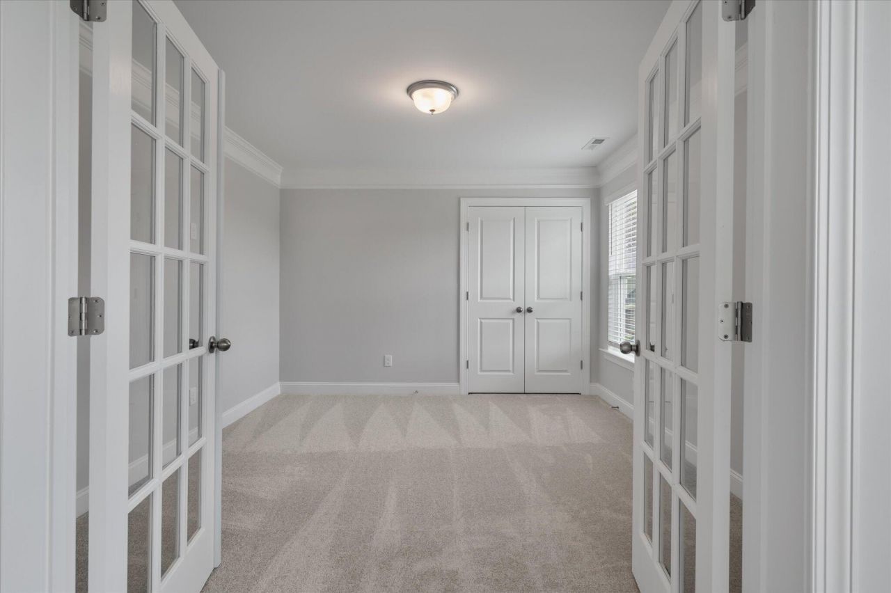 218 Palfrey Drive Photo 32