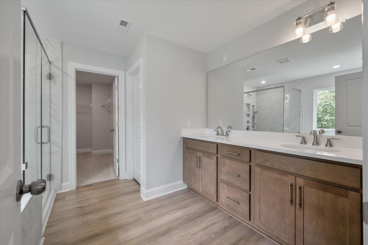 218 Palfrey Drive Photo 33