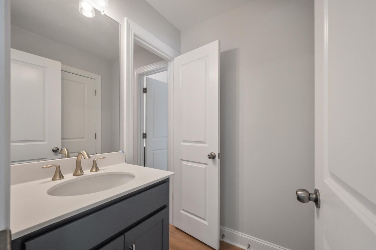 218 Palfrey Drive Photo 42