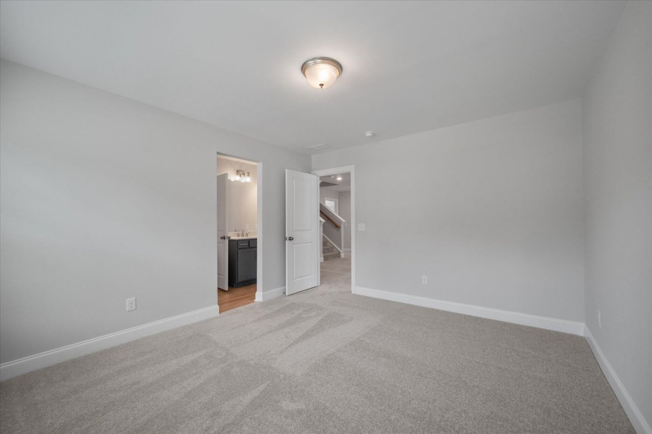 218 Palfrey Drive Photo 45