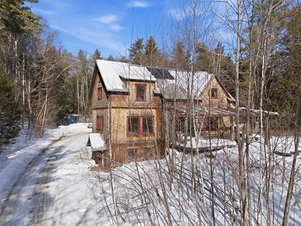 125 Winch Hill Road, Langdon, NH 03602